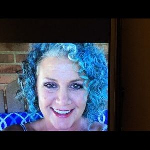 Meet your Posher, Lori